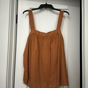 NWT top